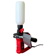 BLSTR Sander in azione su ringhiera in ferro arrugginito – sabbiatrice portatile senza compressore